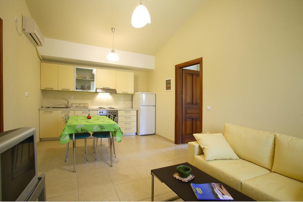 Porto Skopelos Villas Ngoại thất bức ảnh